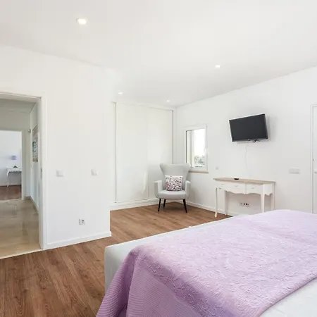 Luxury Vau With Private Heated Pool Villa