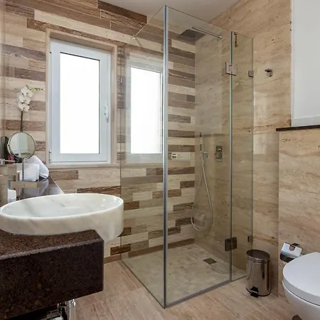 فيلة Luxury Vau With Private Heated Pool