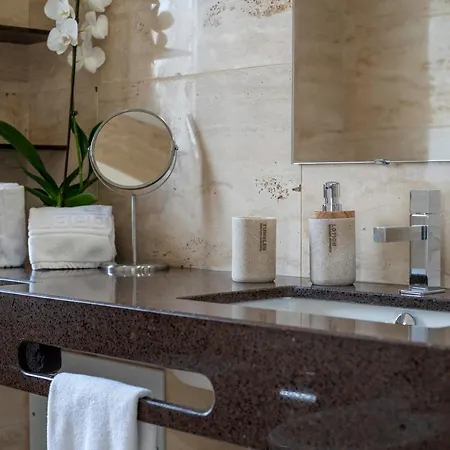 Luxury Vau With Private Heated Pool بورتيماو