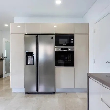 Luxury Vau With Private Heated Pool Villa *