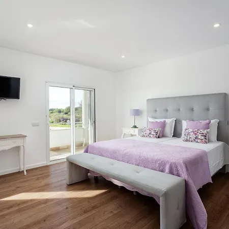 Villa Luxury Vau With Private Heated Pool *