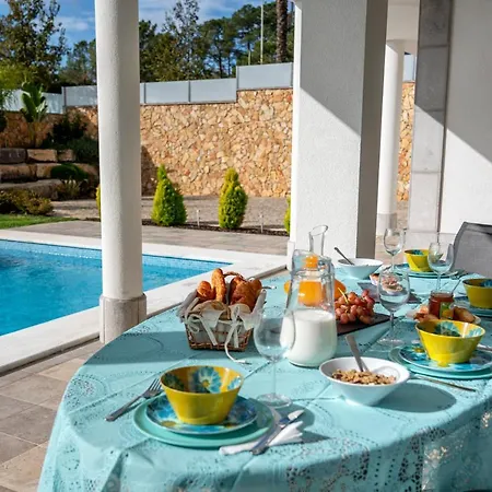 Villa Luxury Vau Beach With Private Heated Pool Portimao