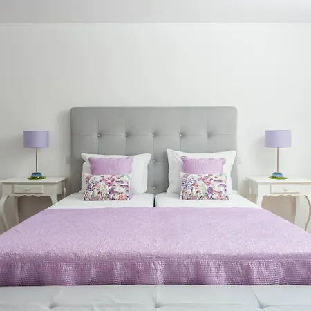 וילה Luxury Vau With Private Heated Pool