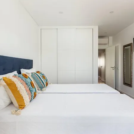 Luxury Vau With Private Heated Pool וילה פורטימאו