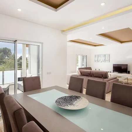 Luxury Vau With Private Heated Pool פורטימאו